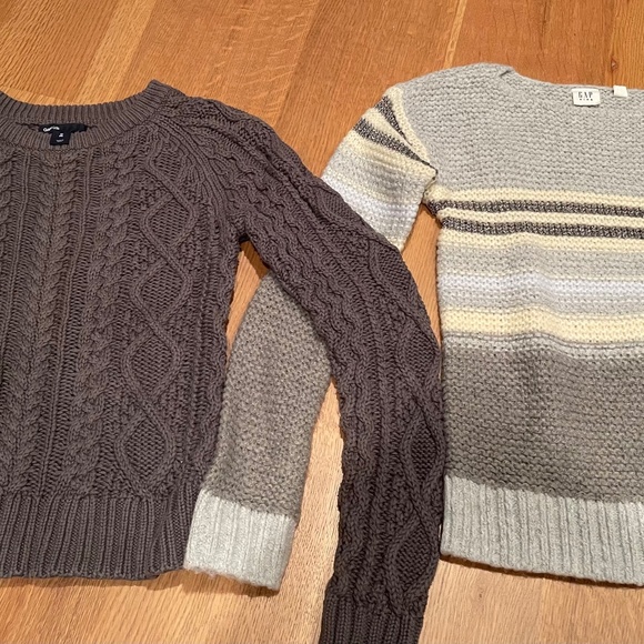 Gap Kids sweaters - size M (8) - Picture 1 of 7